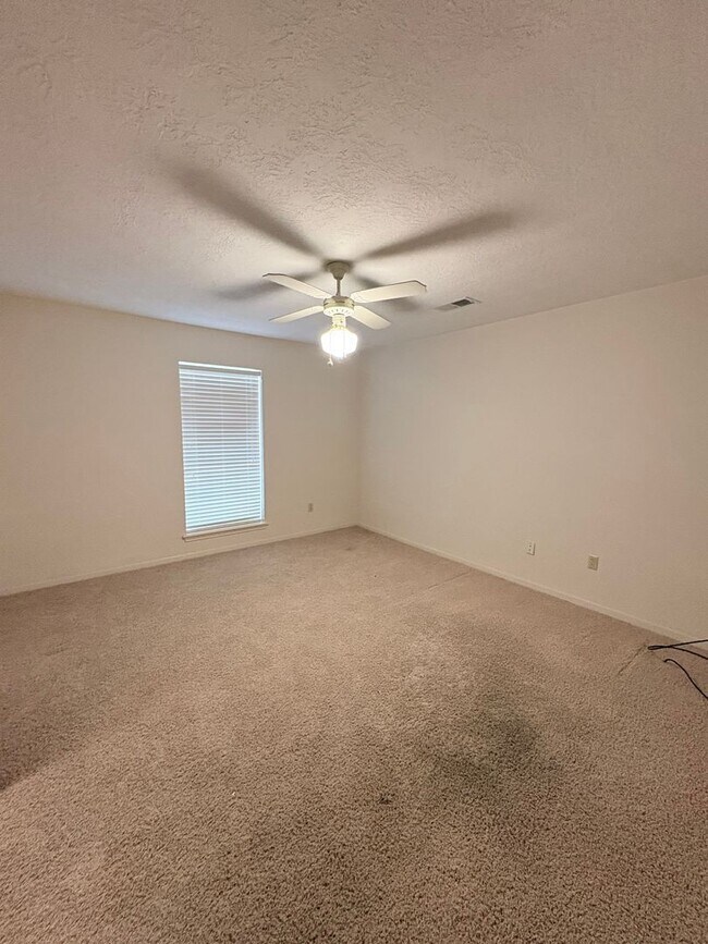 Building Photo - 22803 Trailwood Ln