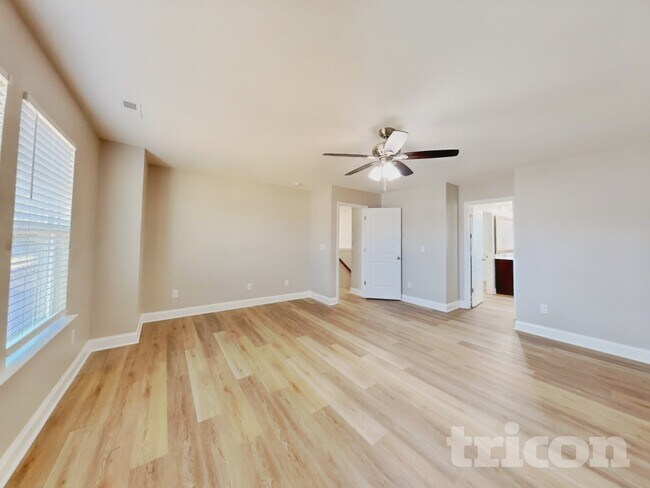 Building Photo - 50 Gallery Park Dr