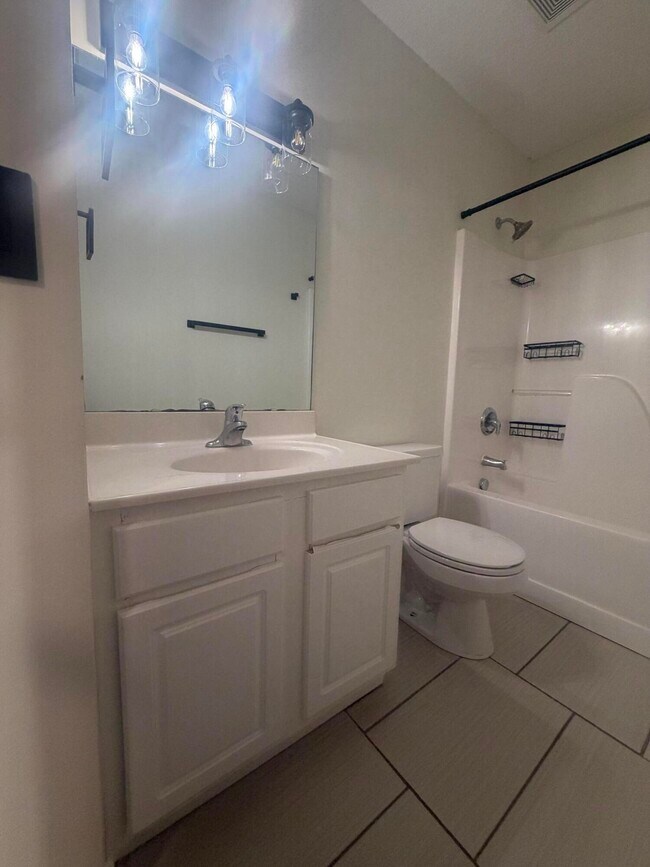 Building Photo - 1755 Polaris Dr