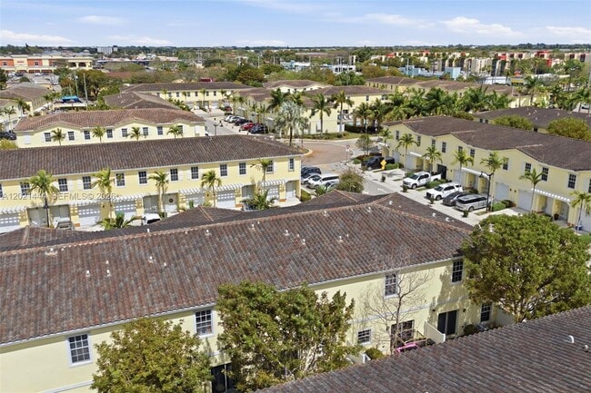Building Photo - 4032 NW 11th St
