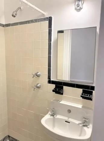 Building Photo - 2 bedroom in NEW YORK NY 10024