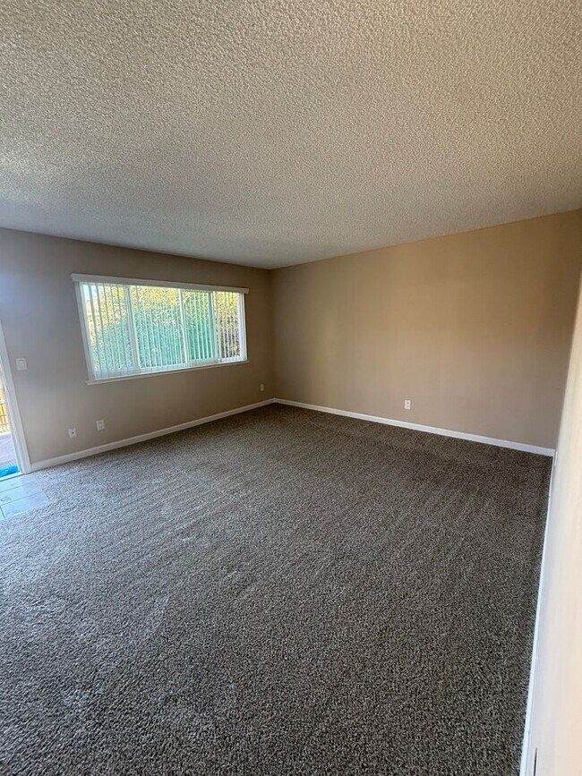 Interior Photo - 044- Villa Oaks