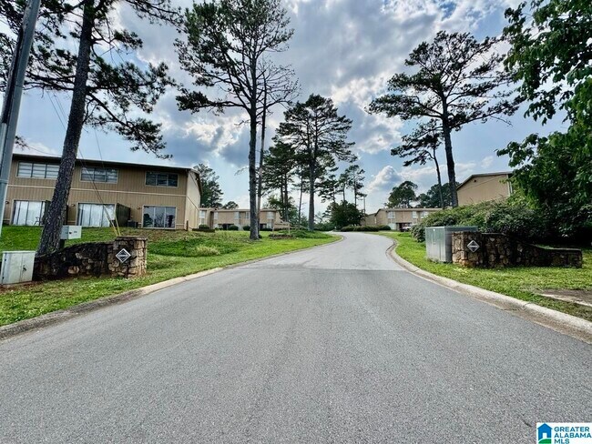Building Photo - 1436 Nocoseka Trail