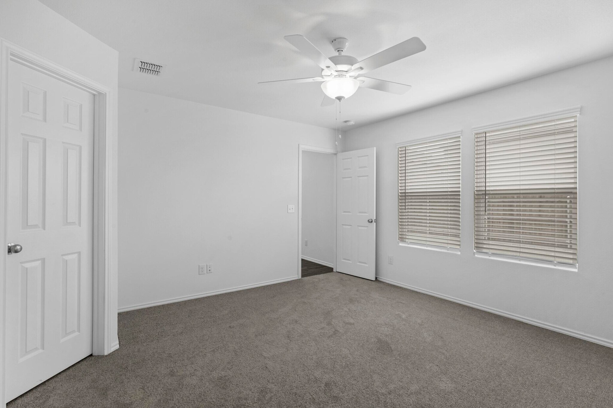 Building Photo - 4541 Benham Dr