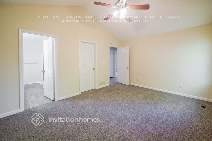 Building Photo - 124 Woodmill Ct