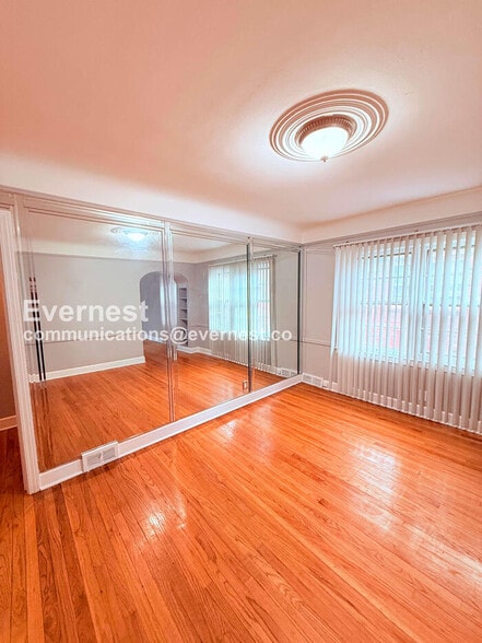 Building Photo - 20129 Stratford Rd