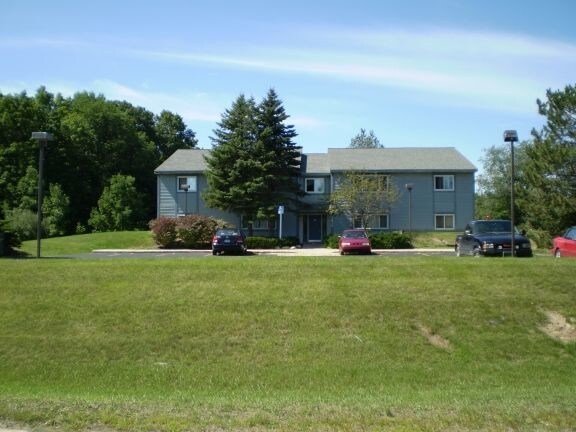 Chateau Heights Apartments - Chateau Heights