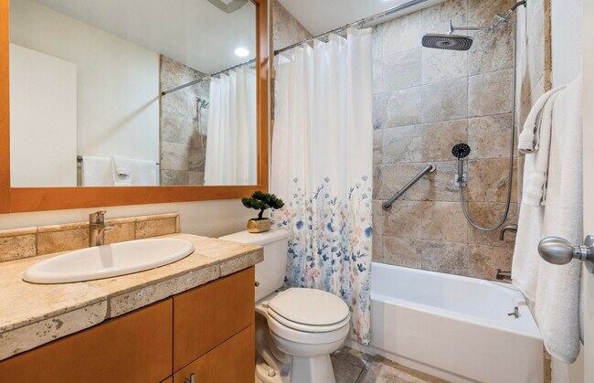Building Photo - 48992 Canyon Crest Ln