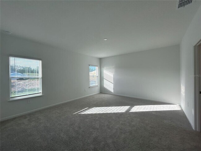 Building Photo - 12419 NW 139th Dr