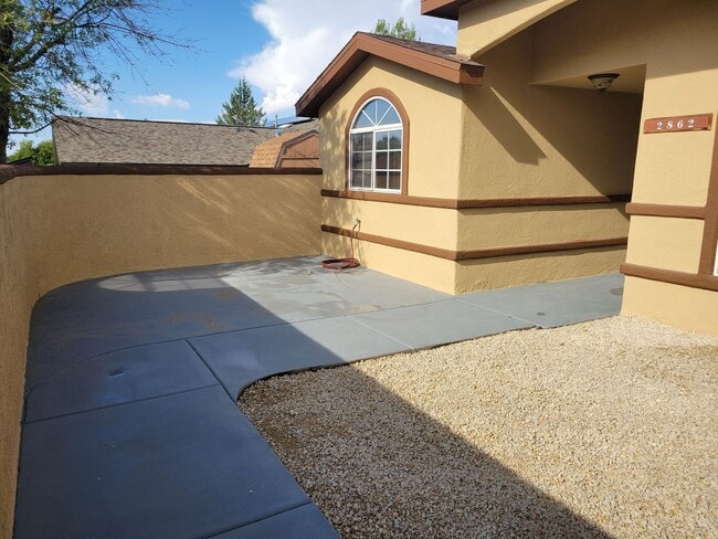 Building Photo - Beautiful 3 bedroom/2 Bath Home!