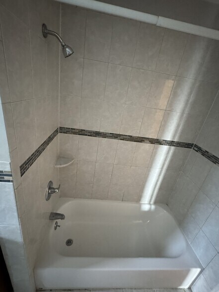 Bathroom #1 Tub - 28 Young Ave