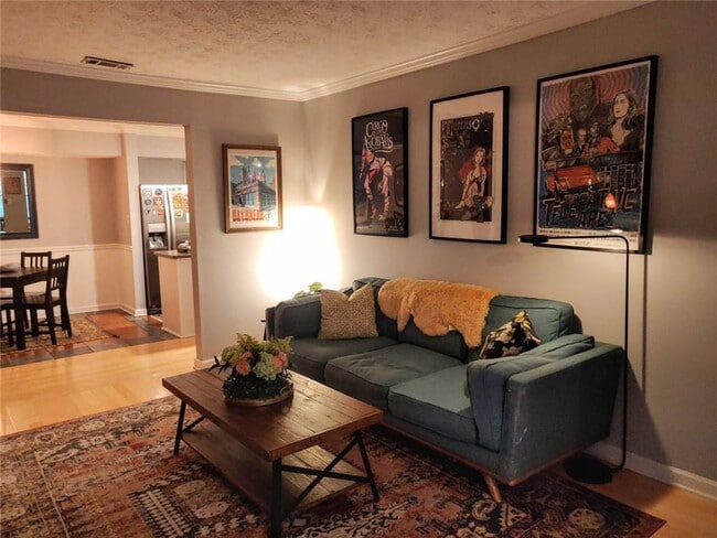 Building Photo - 2025 Brian Way