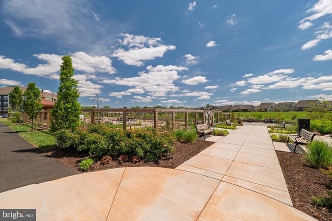 Building Photo - 21630 Hawksbill High Cir