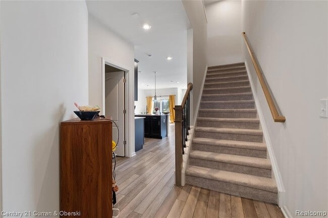 Building Photo - 2090 Addison Cir