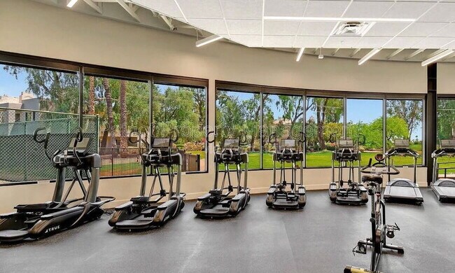 Building Photo - 8989 N Gainey Center Dr