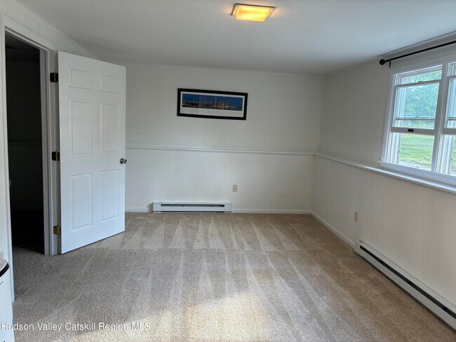 Building Photo - 50 Pleasant View Dr