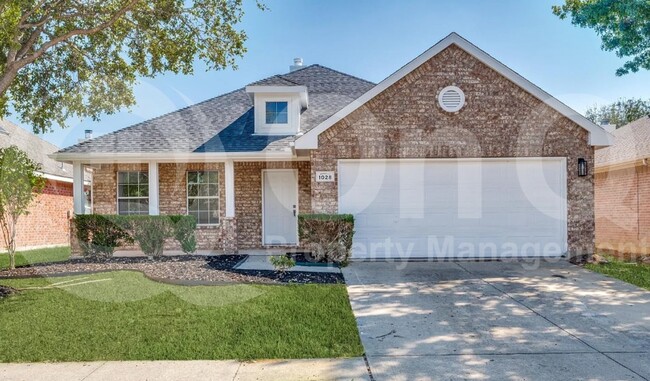 Primary Photo - 1028 Aviary Dr