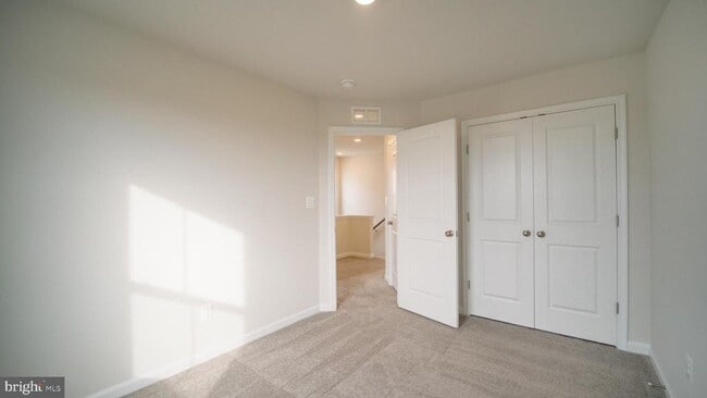 Building Photo - 1350 Red Clover Ln