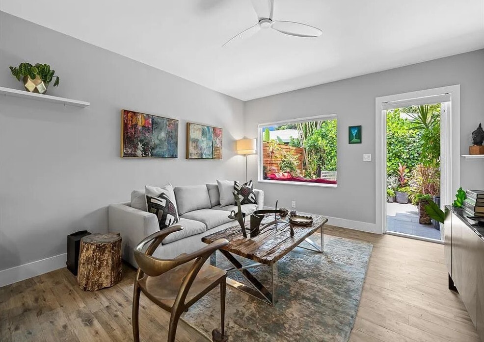 Building Photo - 808 NE 17th Way