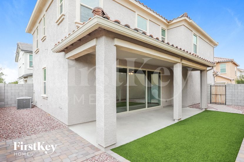 Building Photo - 1157 S Amulet