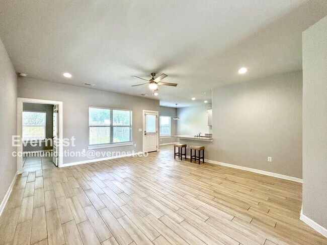 Building Photo - 21414 Santa Carlo Ave