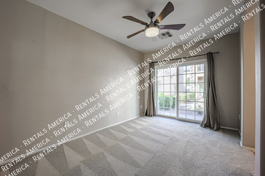 Building Photo - 906 S Annie Ln