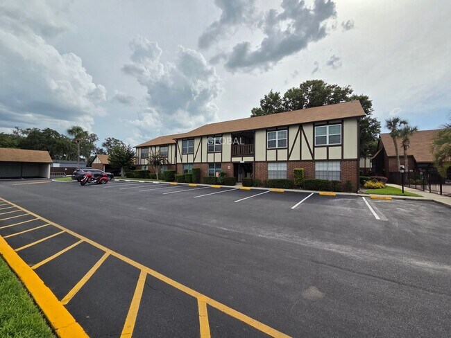 Primary Photo - Lakefront First-Floor Condo in Camelot by ...