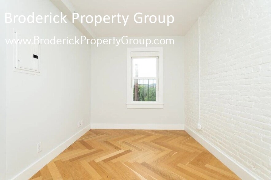 Building Photo - 457 Massachusetts Ave