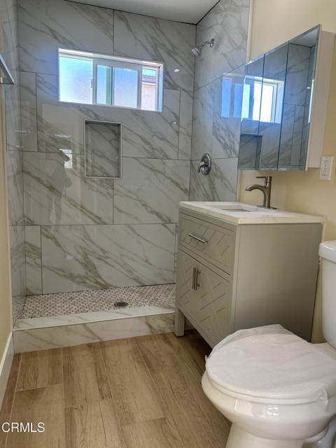 Building Photo - 237 Brucker Rd W