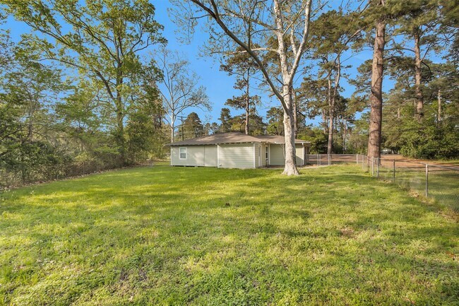 Building Photo - 13563 FM Rd 2432