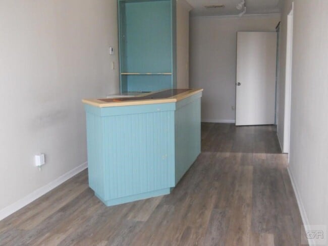 Building Photo - 2302 45th St