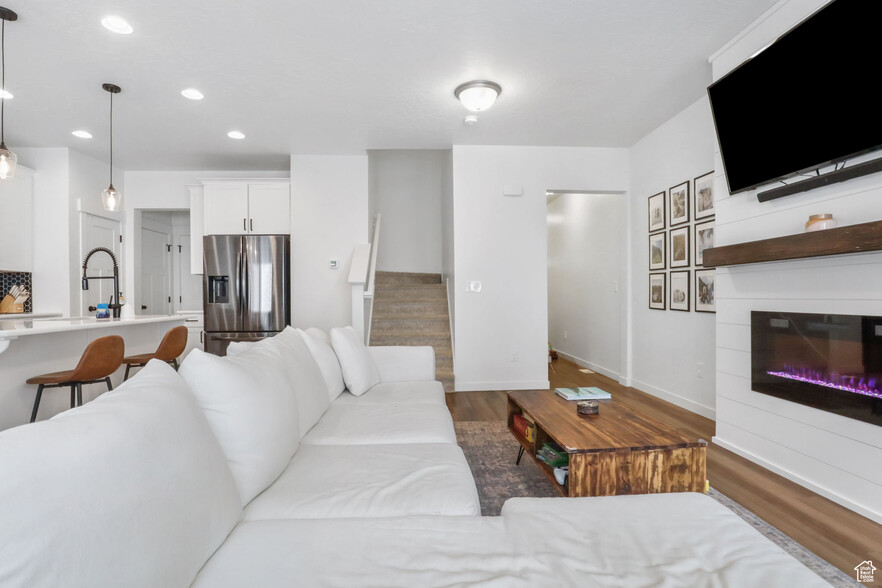 Building Photo - 5176 N Marble Fox Way