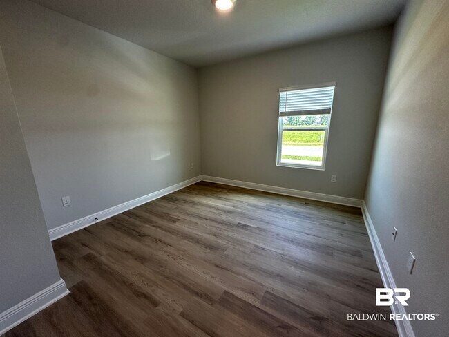 Building Photo - 10162 Lamonica Ln