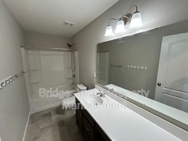 Building Photo - 1161 Elloway Pl
