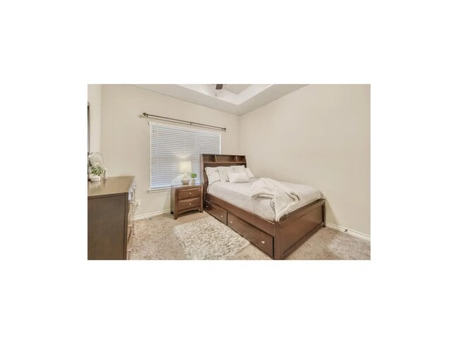 Building Photo - 2531 Kinnersley Ln