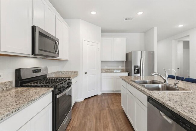 Building Photo - 5815 Jade Crest Ct