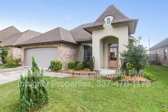 Building Photo - 308 Overbrook Dr
