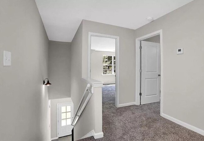 Building Photo - 5018 Wilburn Ave