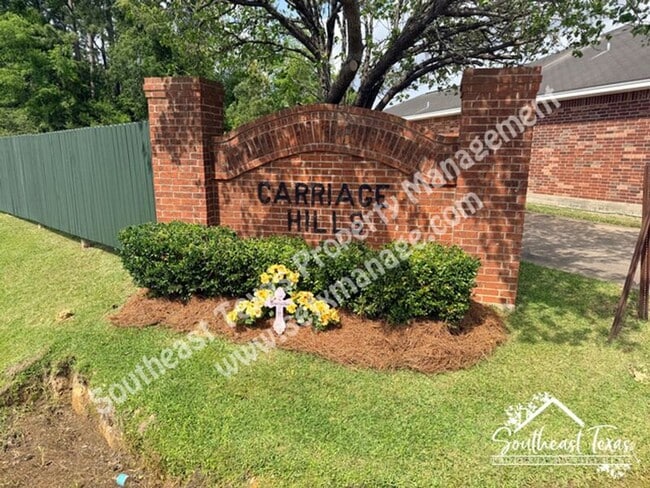 Building Photo - 30 Stephens Ln