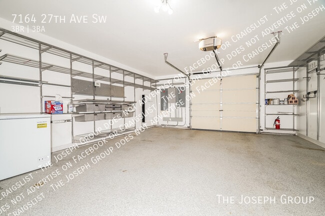 Building Photo - 7164 27th Ave SW