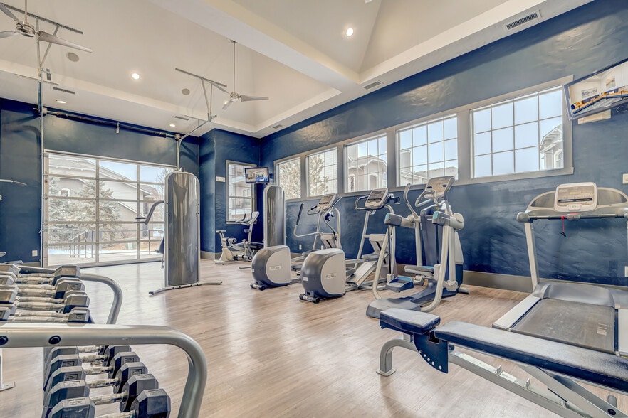 Lift, tone, and train in your community fitness center. - Haven 124 at Eastlake Station