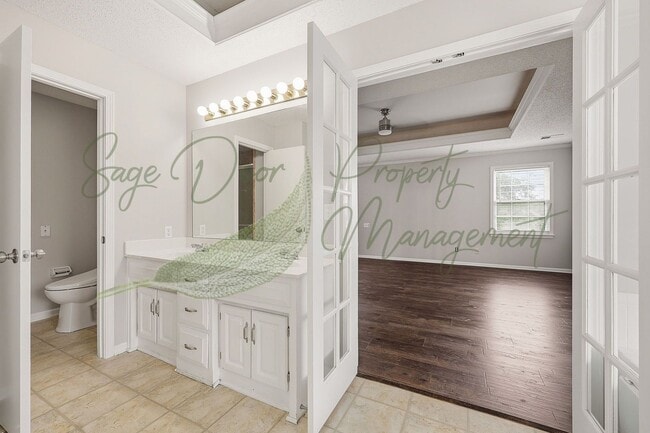 Building Photo - BEAUTIFUL HOME AVAILABLE NOW!!