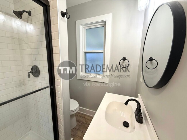 Building Photo - 42 N State St