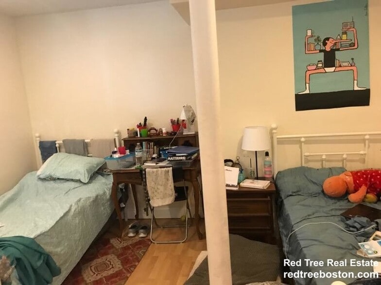 Building Photo - 12 Dean Rd