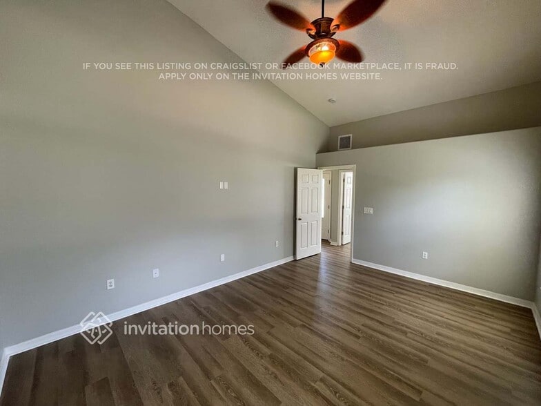 Building Photo - 5547 Foxtail Ct
