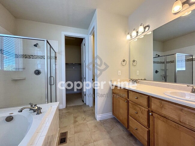 Building Photo - 1414 Terra Rosa Ave