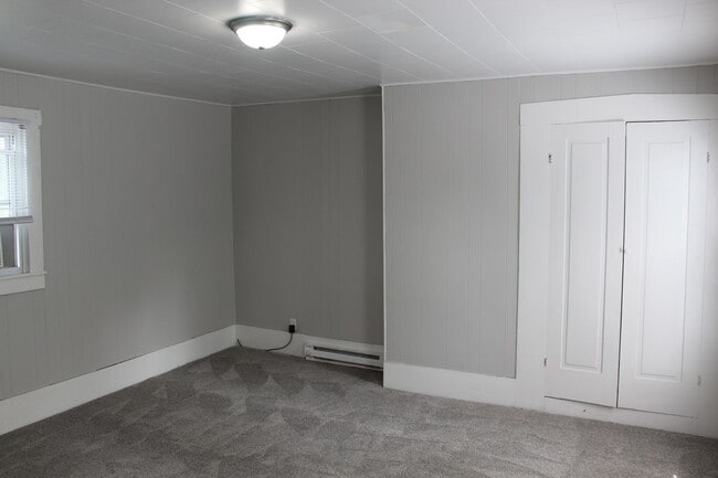 Building Photo - Cute Maintenace Free 1 BR in North Salem!