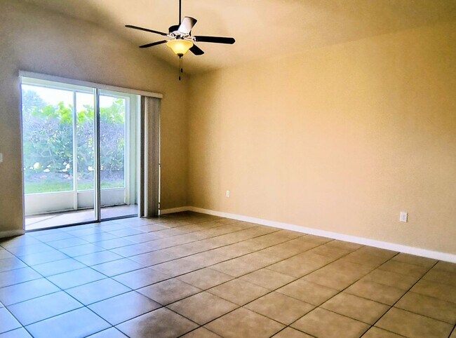 Building Photo - 490 Bismarck Way