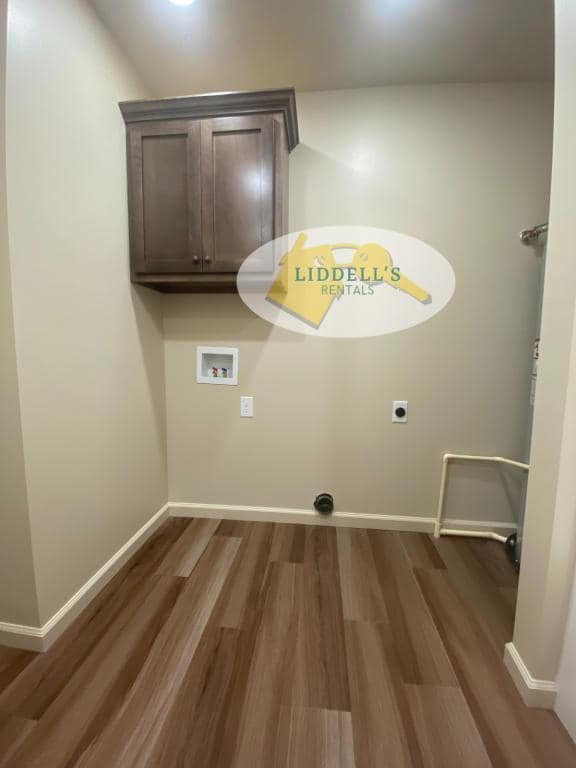 Building Photo - 308 W Locust St