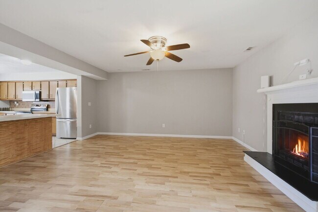 Building Photo - 5475 Davis Way